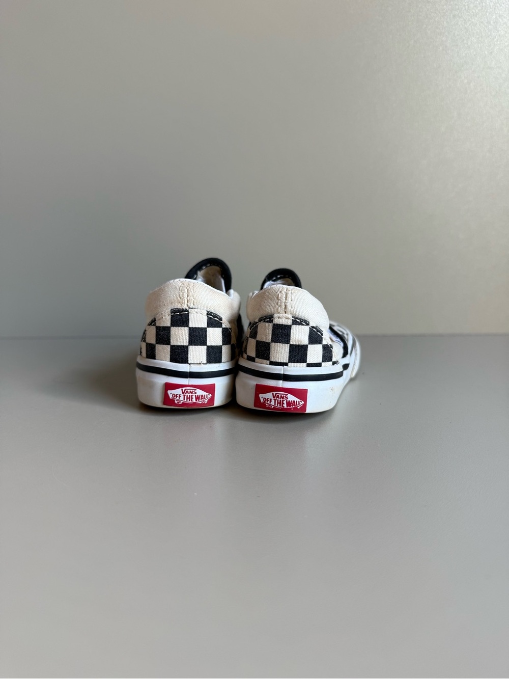 Vans - Picture 3 of 5